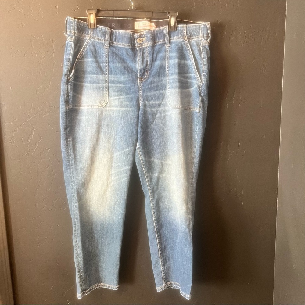 Torrid denim first at fit Women's Blue Jeans size: 18 R